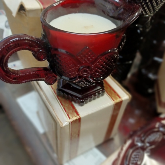 Avon 1876 Cape Cod Collection - Picture 5 of 14